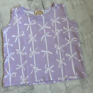 The Beaufort Bonnet Company “Tay Tay Tank” in Lavender Braselton Bows Print